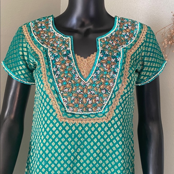 ESIKA Green and Gold Embroidered Midi Indian Shimmery Silk Punjabi Tunic Dress - Picture 4 of 14